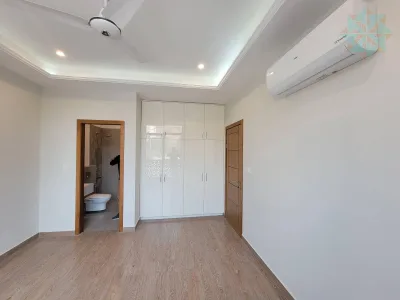 1395 Sqft 2 Bedroom Flat Apartment For Rent In Piccadilly Courtyard Bahria Town Phase 7 - Interior / Exterior Photo 3